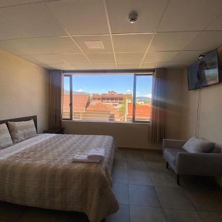 Stelar Hostal Cuenca Exteriör bild
